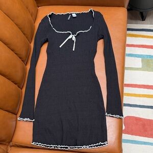H&M Black Long Sleeve Dress with White Edging